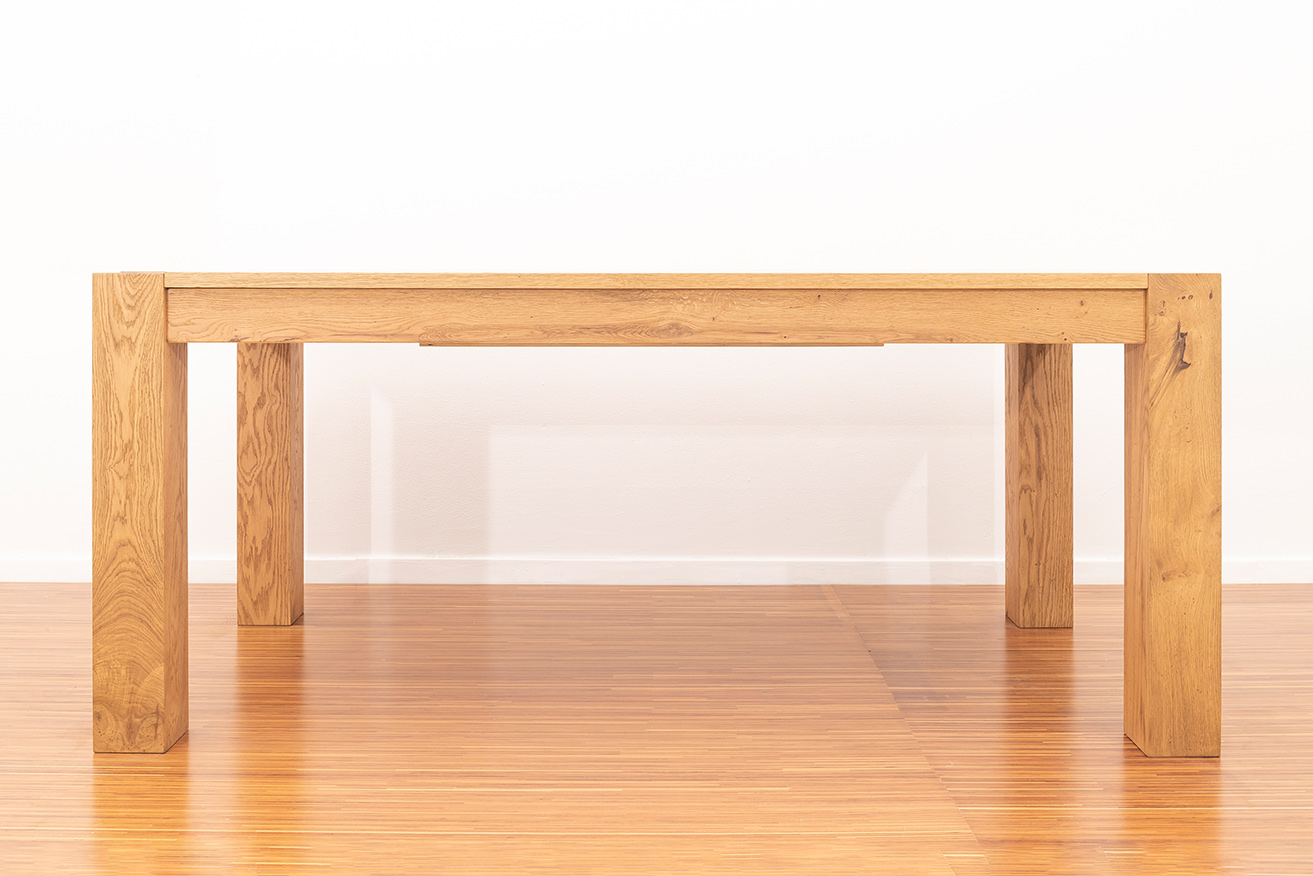 dress-design-tavolo-legno-solido